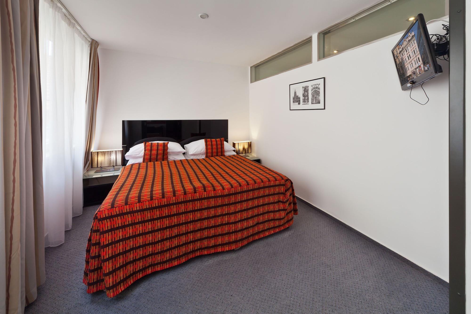 Prague Inn Отель Прага