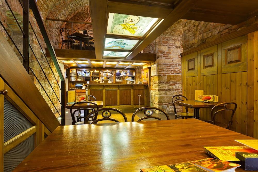 Prague Inn Прага